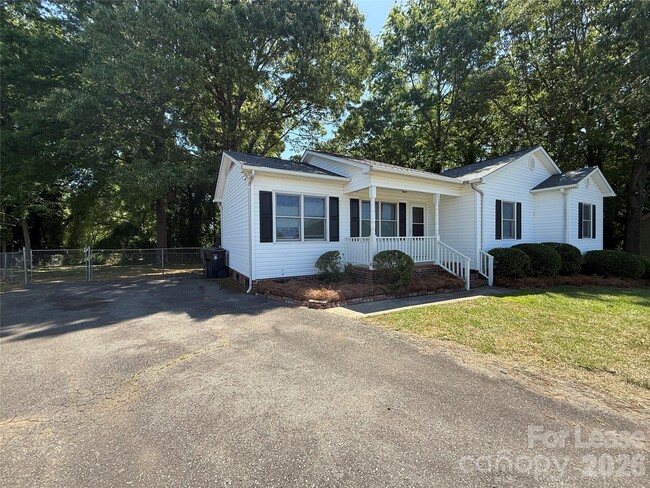 Photo - 336 Valley Glen Ct NW