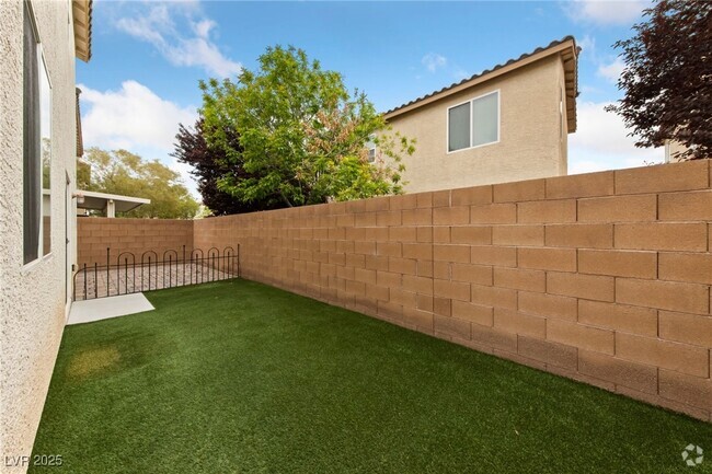 Building Photo - 10966 Sardinia Sands Dr Rental
