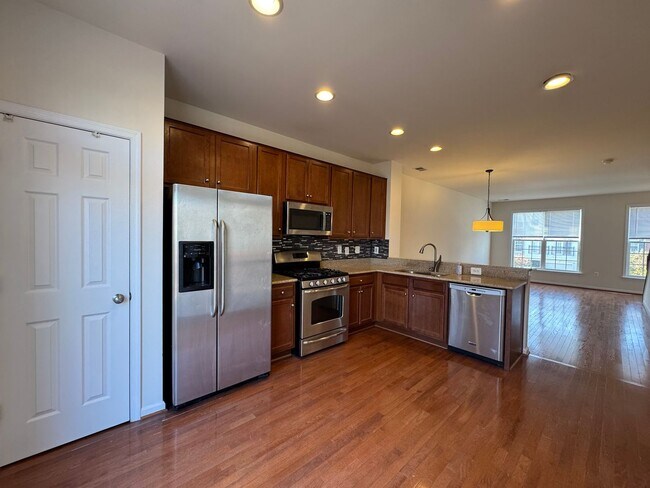 Photo - Gorgeous 3 Bed 3.5 Bath Interior Townhome ...