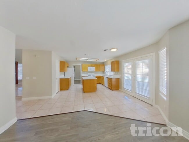 Photo - 1584 Bright View Dr