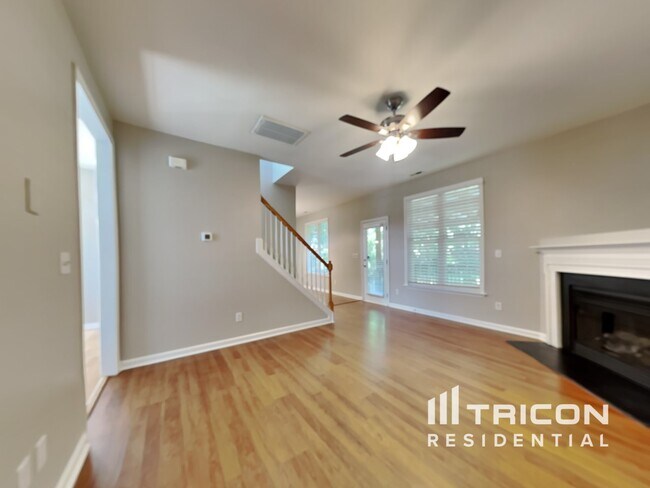 Photo - 201 Chamberlain Dr