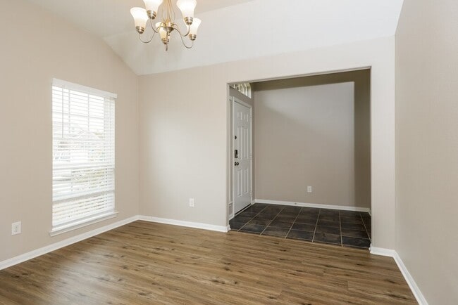 Photo - 9957 Yearling Pl