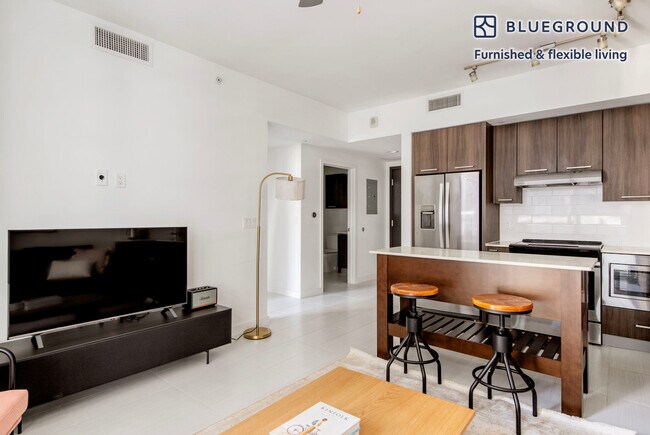 Photo - 86 SW 8th St Unidad FL25-ID88