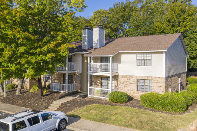 Photo - Chimneys of Greenville Apartments