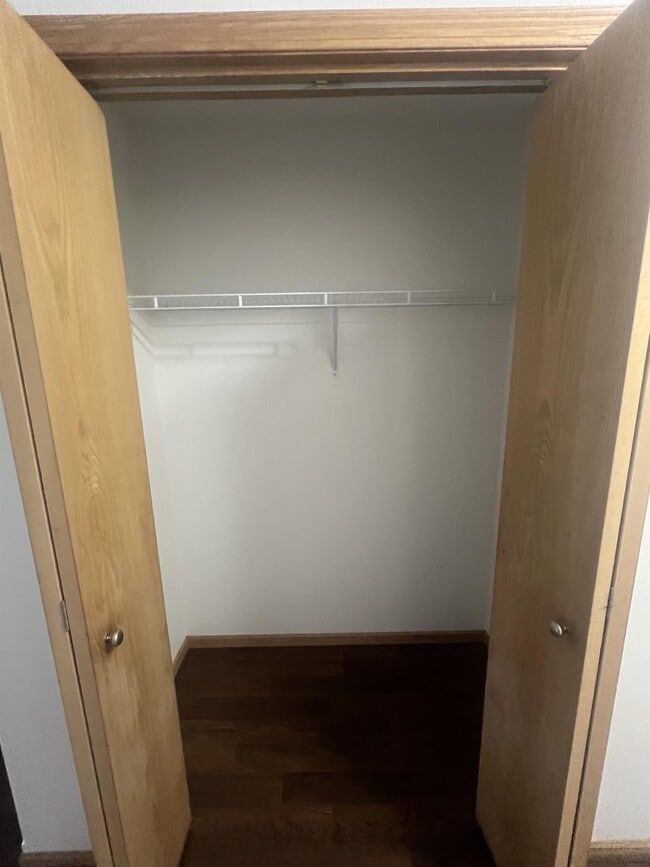 Photo - 3322 8th St W