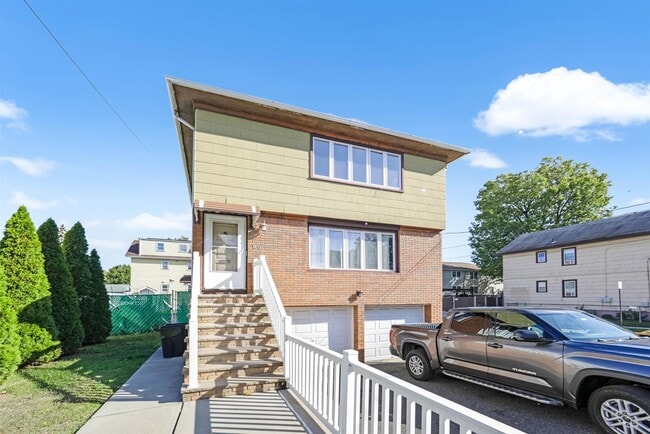 Photo - 80 Wallace St Unidad 2