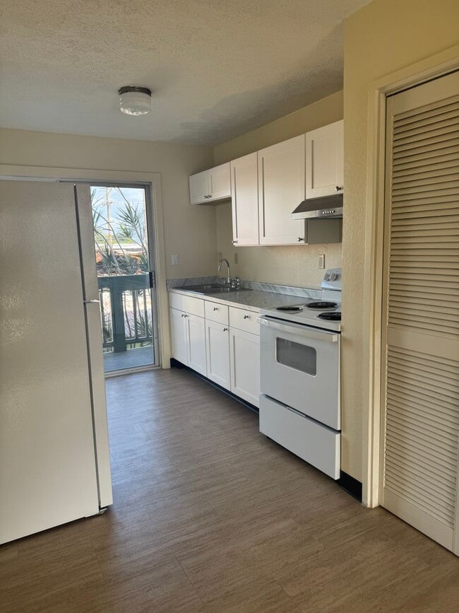 Photo - Kalani Condos