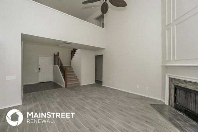 Photo - 2732 Country Creek Ln