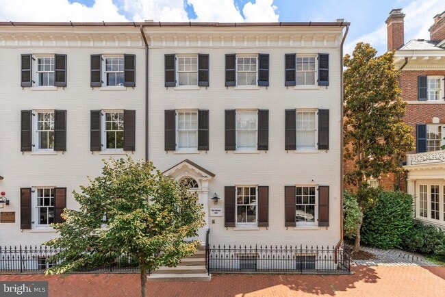 Building Photo - 1305 30th St NW Rental