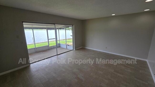Photo - 927 S Buena Vista Dr