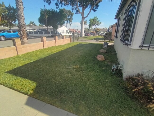 Photo - 237 S Matthisen Ave