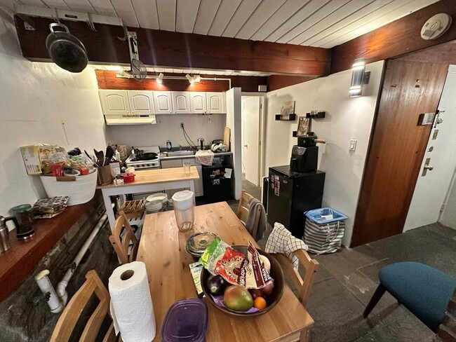 Photo - 17 Joy St Unit 1