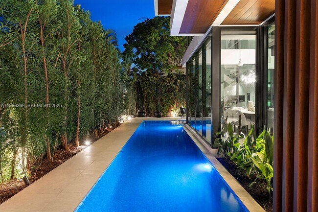 Photo - 3306 NE 16th St