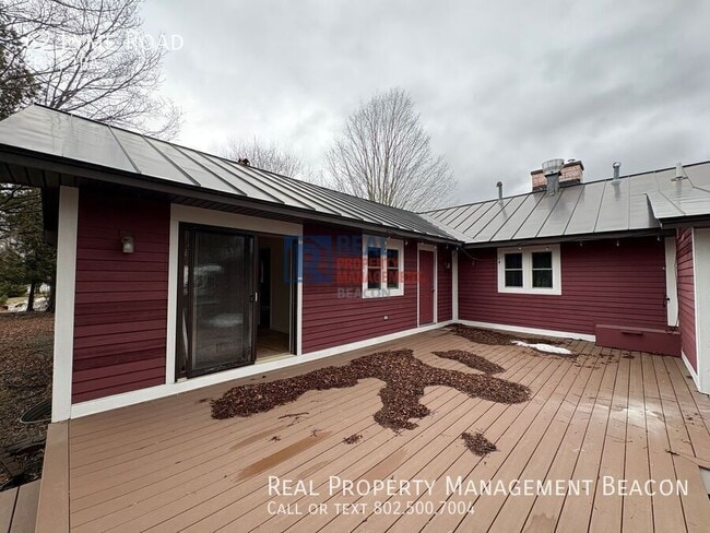 Building Photo - 62 Lyme Rd