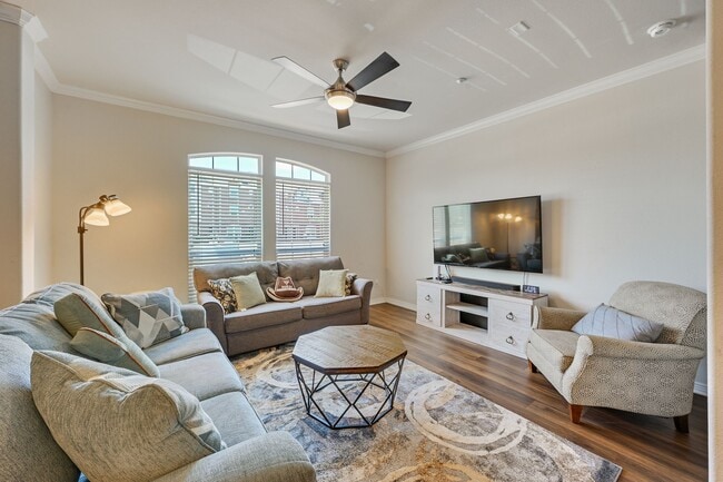 Building Photo - 305 Holleman Dr E Unit 1702
