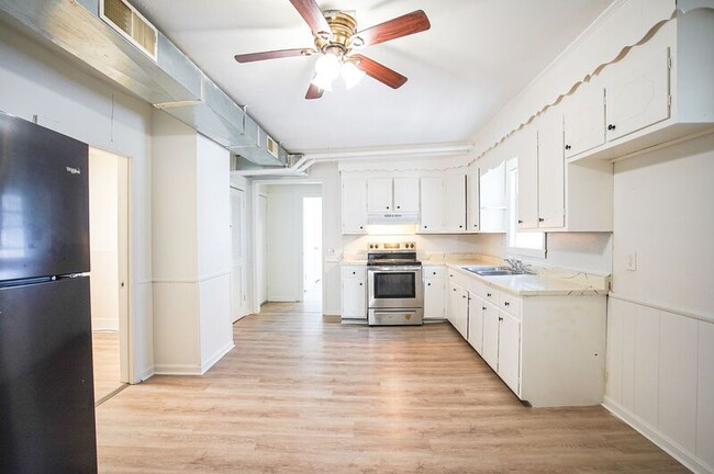 Photo - 3 Charles St Unit 2L