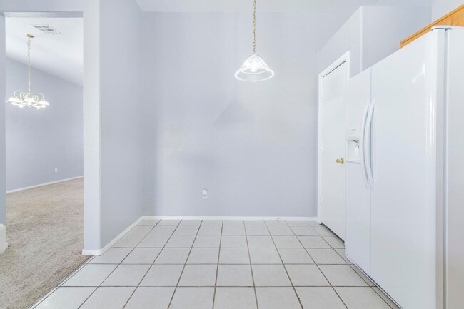 Photo - 1900 square foot home, 4 bedrooms 2 baths