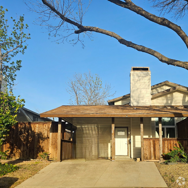 Building Photo - 2102 Via Corona Rental