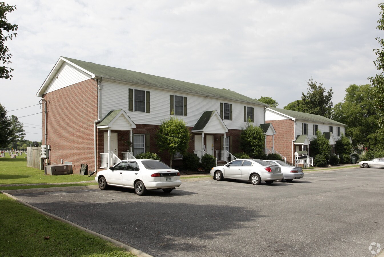 Photo - Monarch Village Apartments
