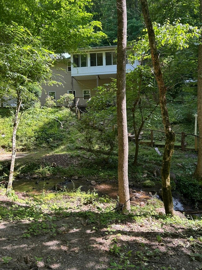 Building Photo - 466 Old Camptown Dr Rental