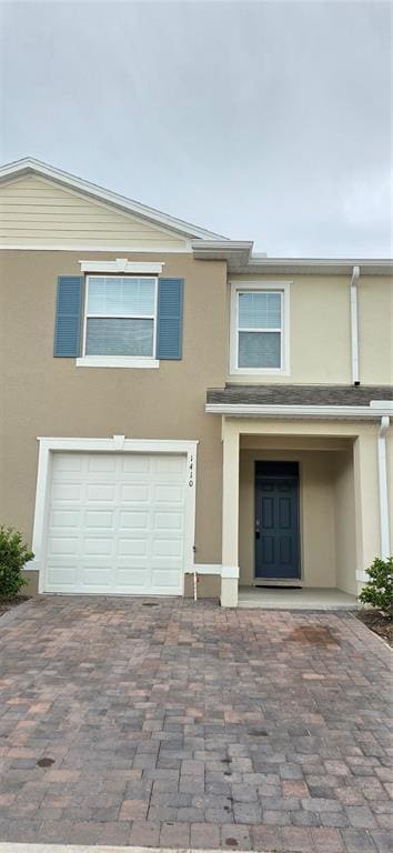 1410 Isleta Lp