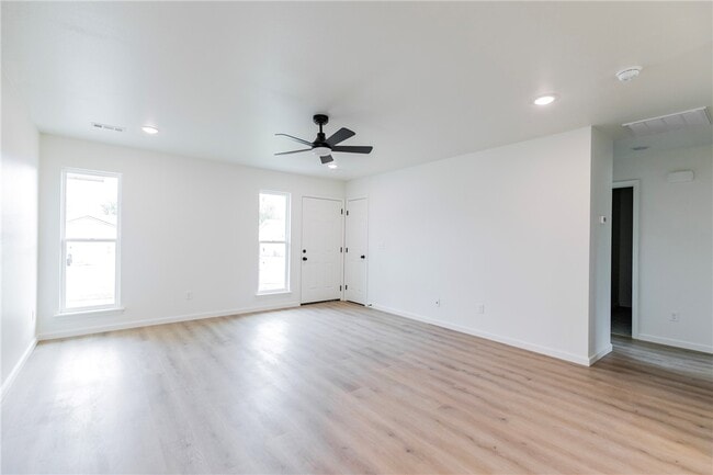 Photo - 1802 S 14th Pl