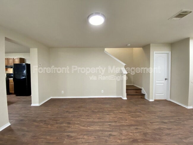 Photo - 66 Montana Bay