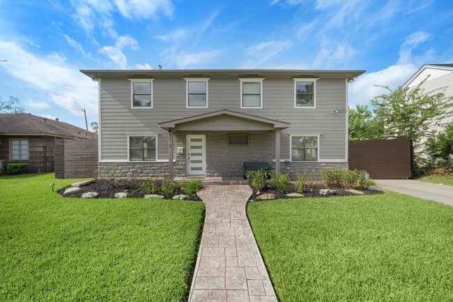 Building Photo - 3818 Southmore Blvd