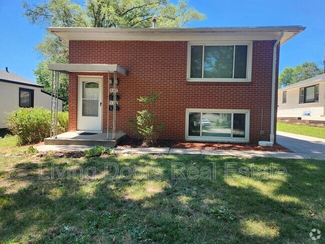 Building Photo - 849 S 45th St Rental