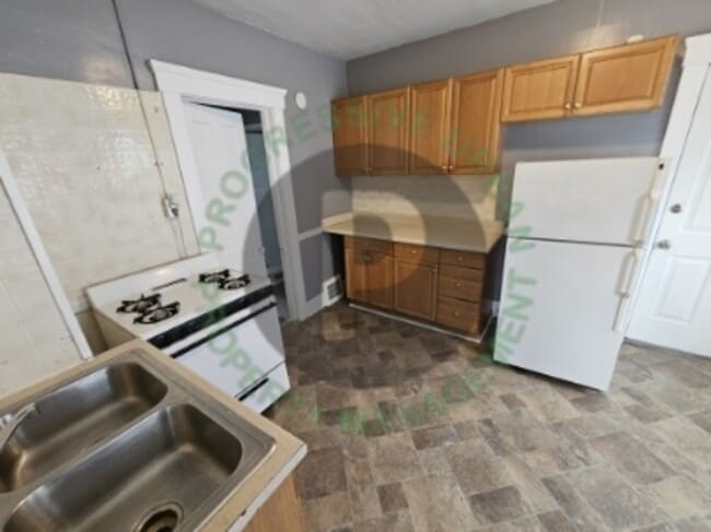 Photo - 2059 W 105th St