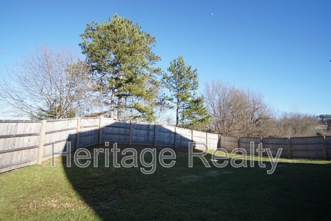 1014 Brookwood Ln
