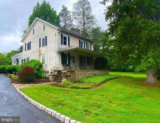Photo - 426 Dowlin Forge Rd House