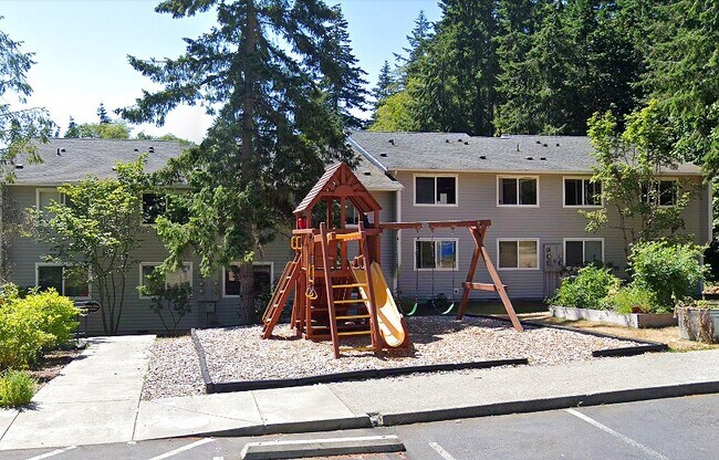 Photo - 821 High School Rd NE