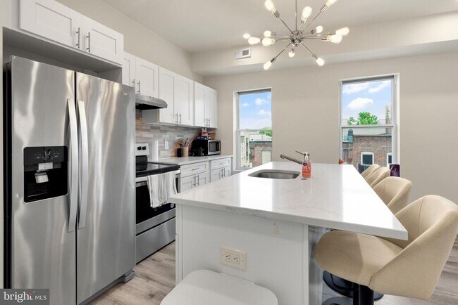 Photo - 537 N 35th St Unit 3