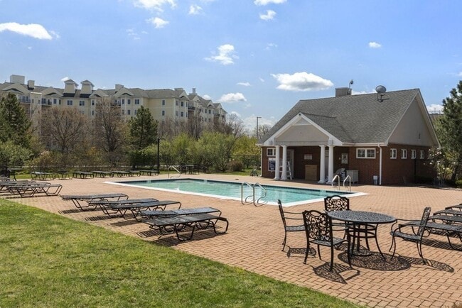 Photo - 10 Seaport Dr Unidad 2111