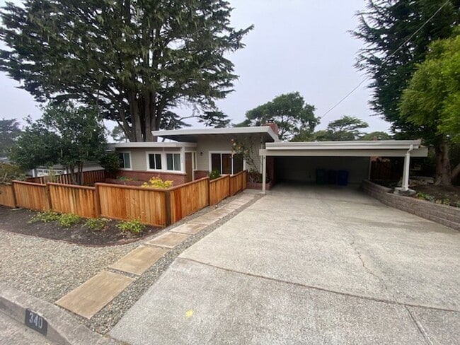 Photo - 340 Bishop Ave