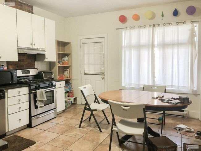 Photo - 71 Pontiac St Unidad 1