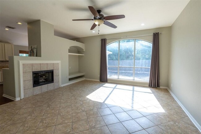 Photo - 8917 Joachim Ln