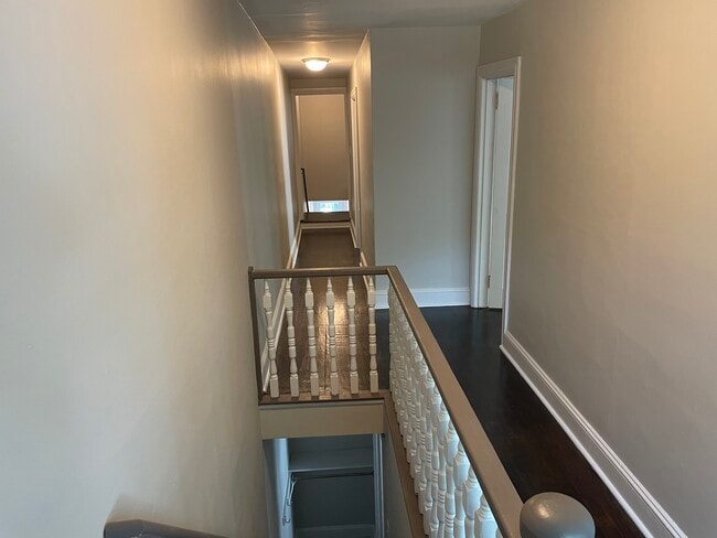Photo - 107 N 5th Ave