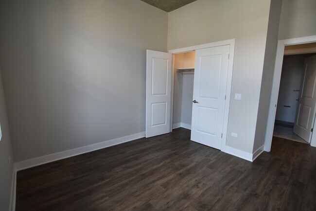 Photo - 3833 N Broadway Unit 515