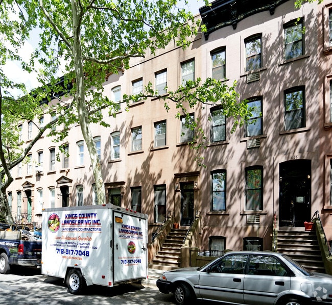 433 Clinton Street