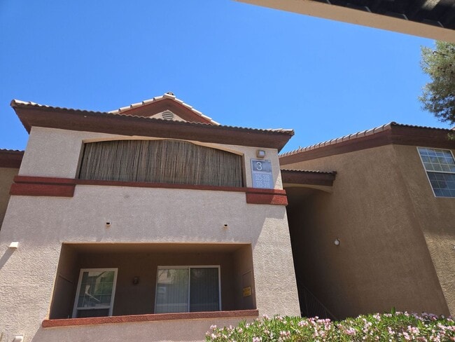 A Fabulous 2 Bedroom, 2 Bathroom Condo in ... - A Fabulous 2 Bedroom, 2 Bathroom Condo in ...