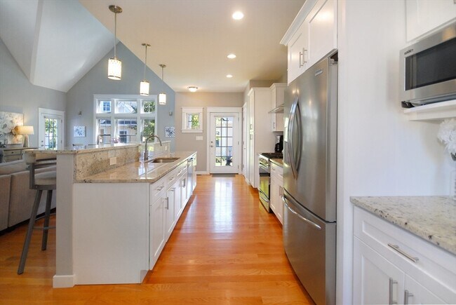 Photo - 19 Brigham Farm Ln Unit 19