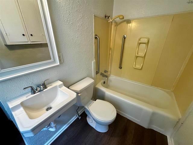 Photo - 1814 Pearl Ave