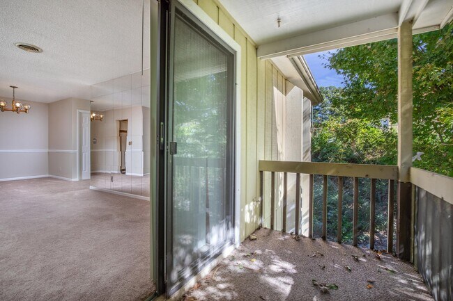 110 Heywood Rd