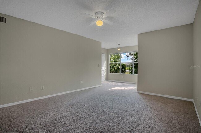 Photo - 5168 Conroy Rd