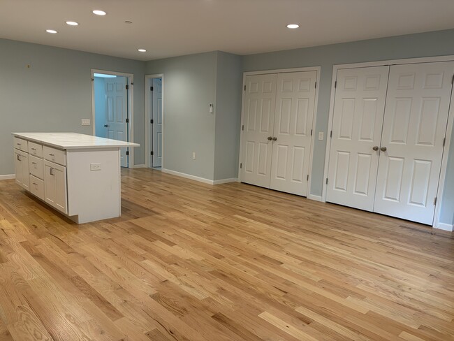 44 Lake Rd Unit 221