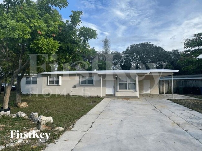Building Photo - 1770 NW 18th St Rental