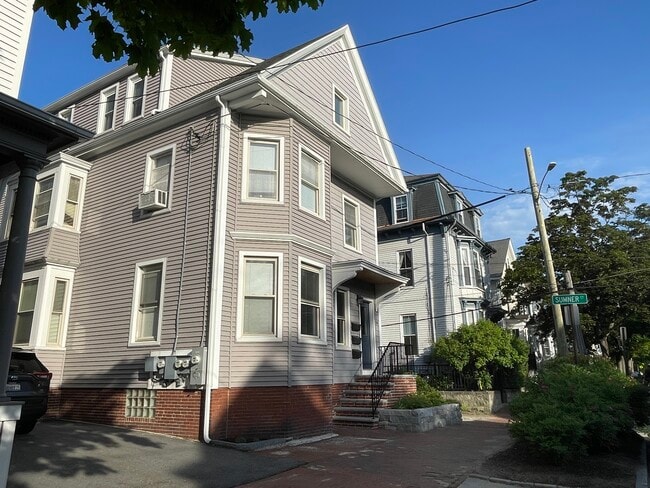 Late spring morning at 28 North, - 28 North St Unit 1