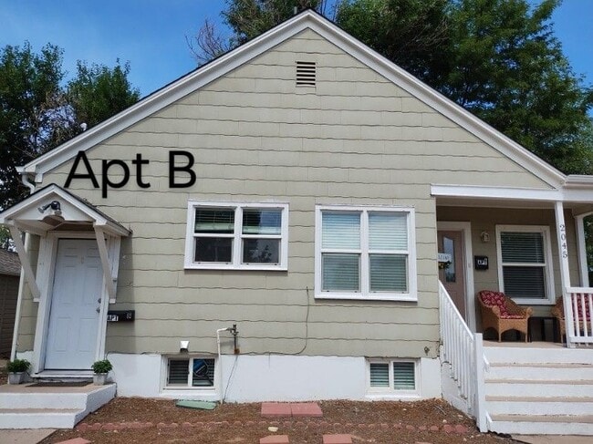 Building Photo - 2045 6th Ave